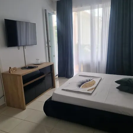 Casa Day&amy ゲストハウス エフォリエ・スド